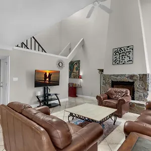 Shoreline Towers Townhouse 4-3 Holiday home