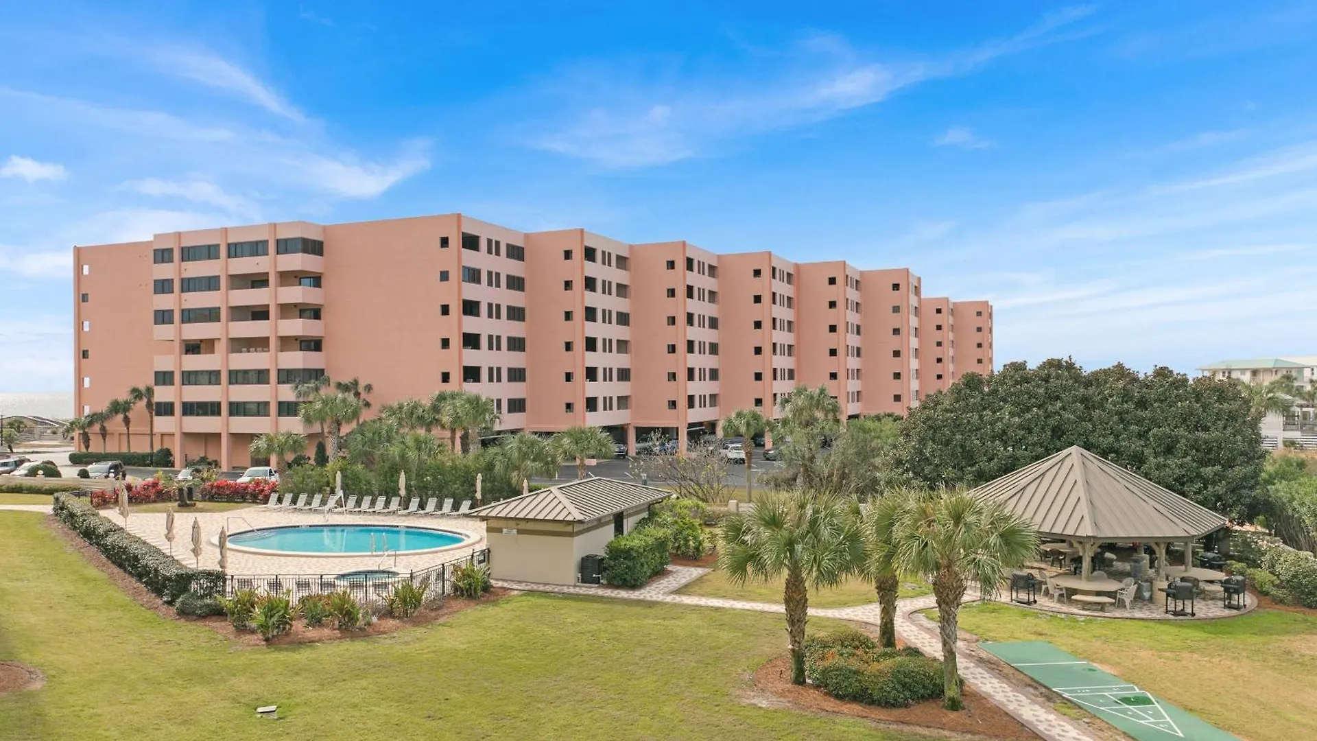 Islander 318, Updated 2 Bedroom 2 Bath, Free Beach Service Destin United States